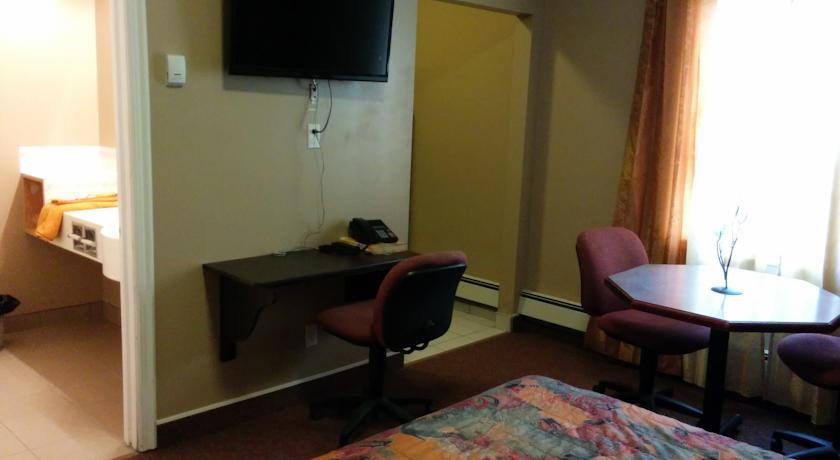 Bonnyville Hotel 객실 사진