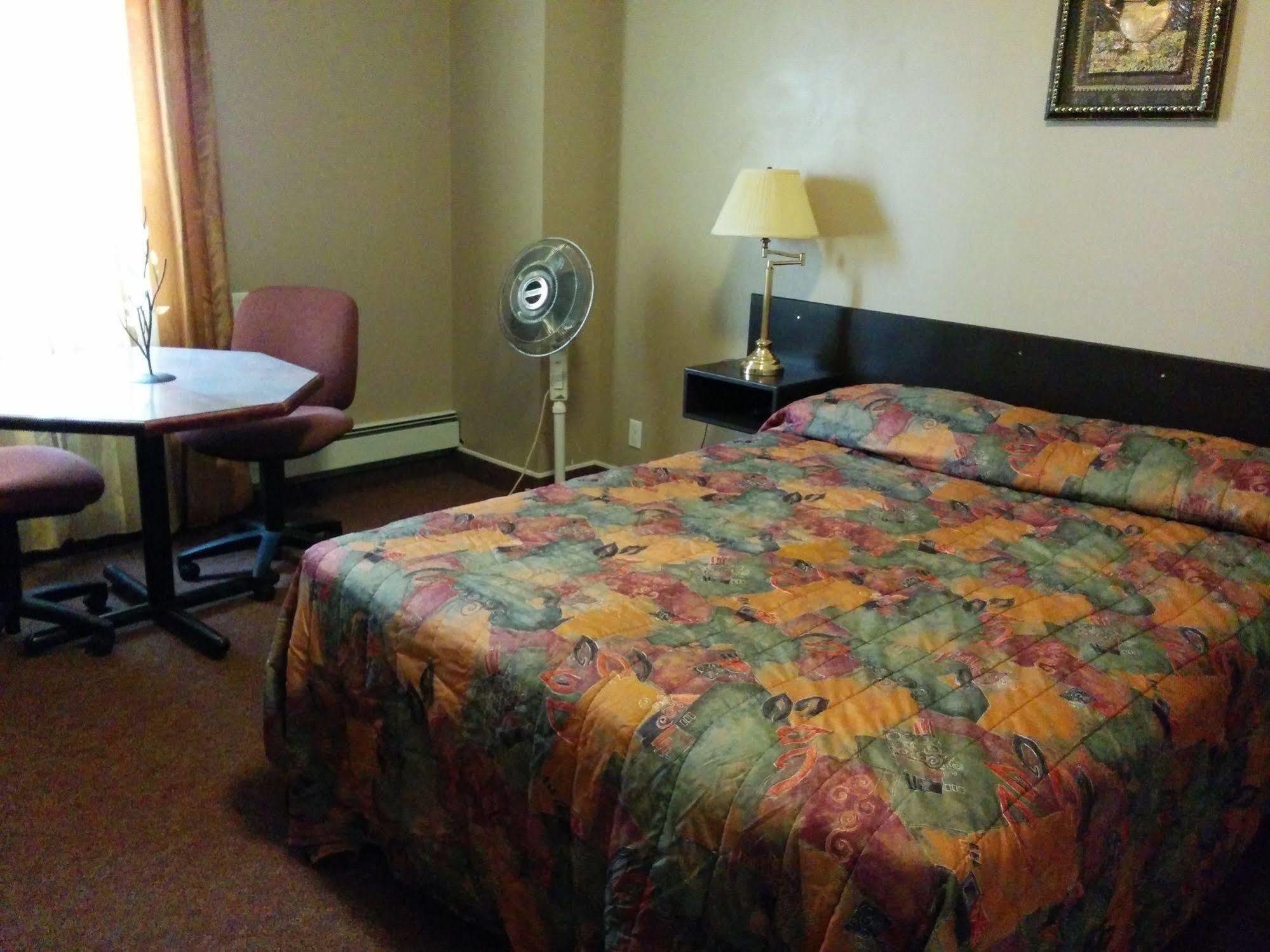 Bonnyville Hotel 외부 사진